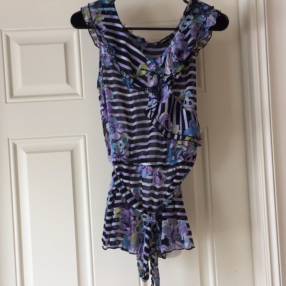 Womens sleeveless blouse